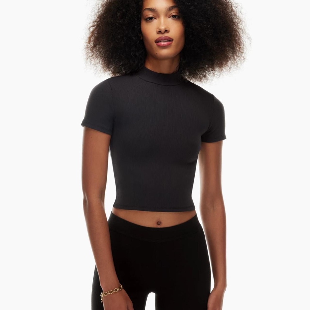 Aritzia NWT Black Babaton Gonzalo T-Shirt Mock Neck Size Small